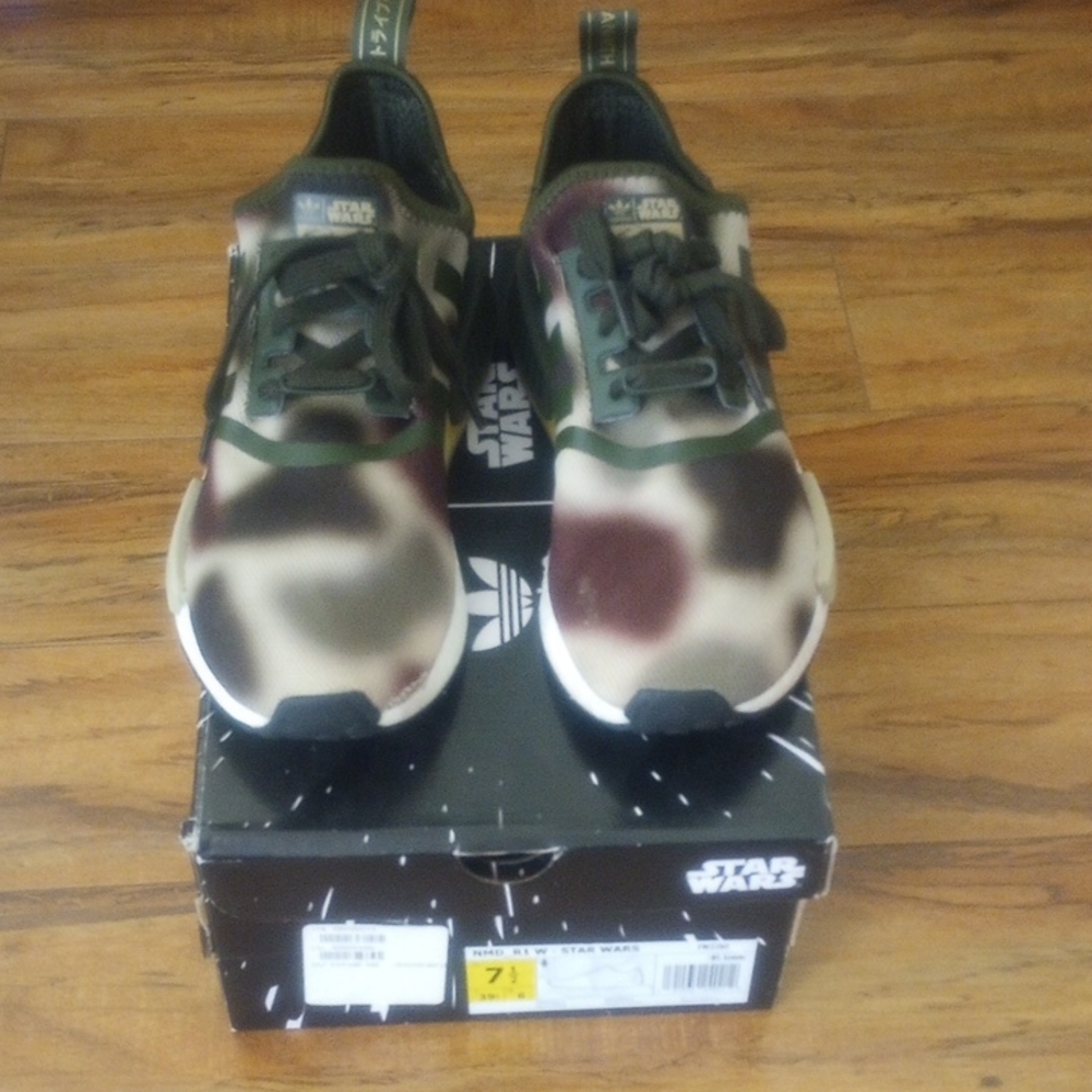 Star Wars Women's Camouflage Sneakers
